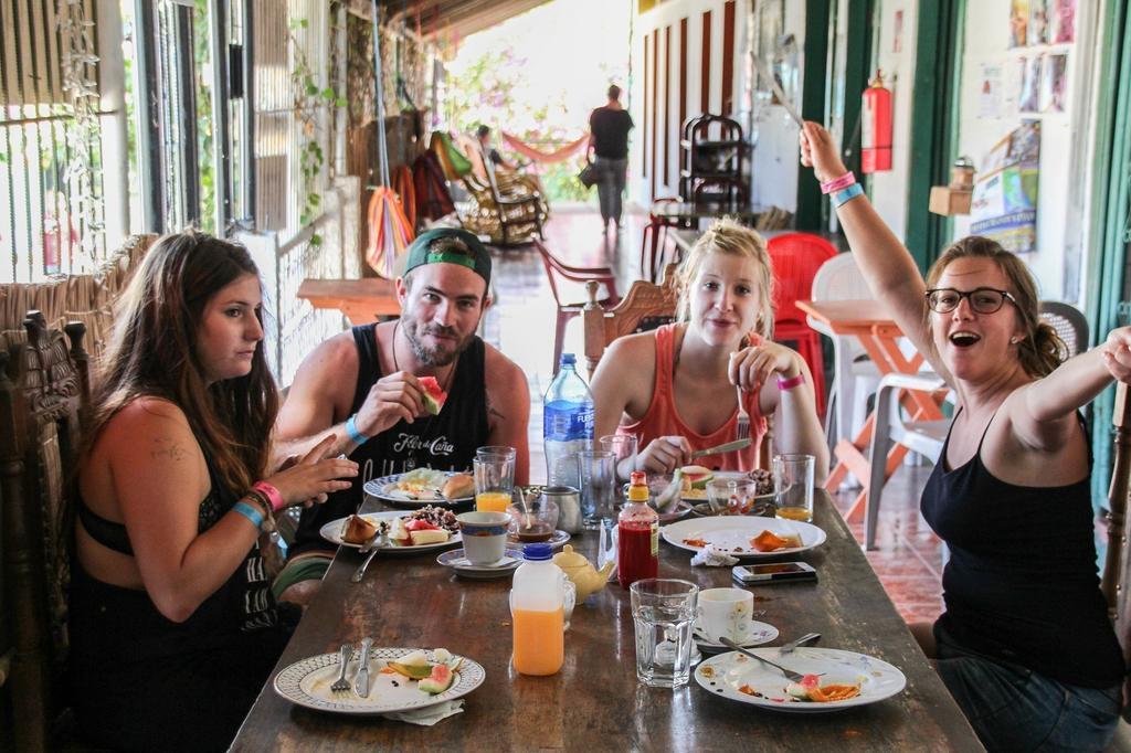 Hostel Tadeo San Juan Del Sur Exteriör bild