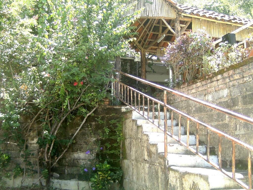 Hostel Tadeo San Juan Del Sur Exteriör bild