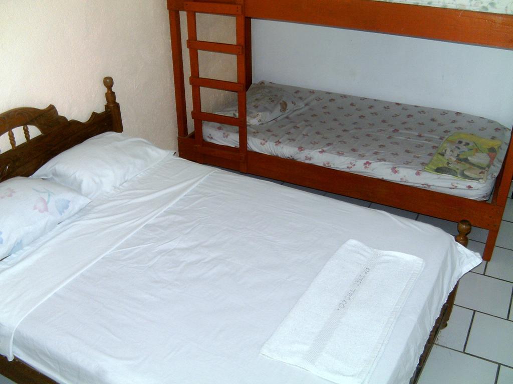 Hostel Tadeo San Juan Del Sur Rum bild