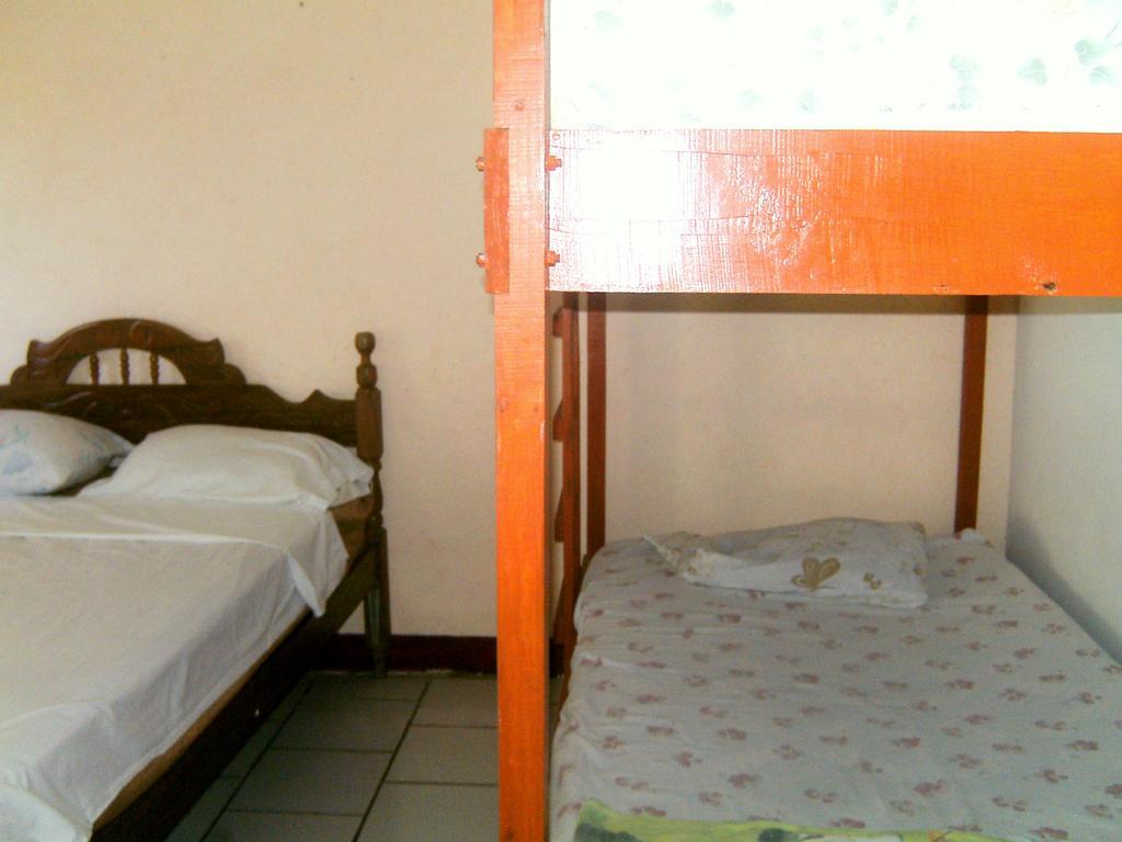 Hostel Tadeo San Juan Del Sur Rum bild