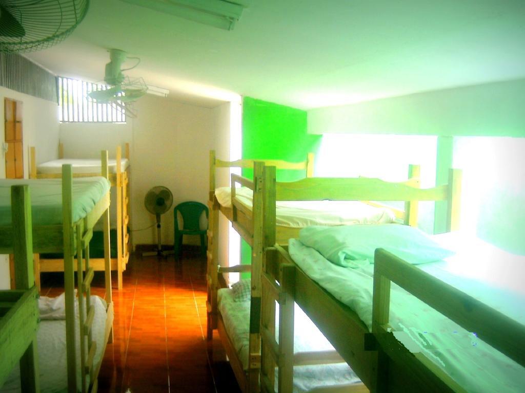 Hostel Tadeo San Juan Del Sur Rum bild